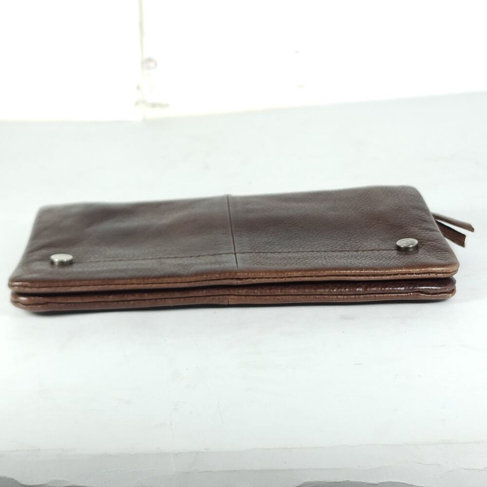 LATICO Terry Brown Distressed Leather Credit Cards Slots Flap Bifold Wallet - Picture 3 of 12